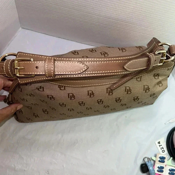 Dooney & Bourke 1975 Large Hand Bag - Picture 3 of 11
